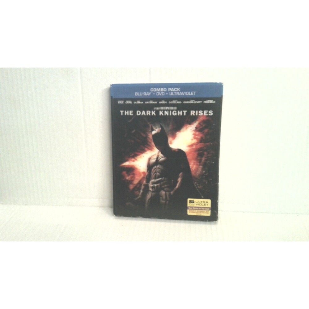 The Dark Knight Rises Blu Ray/DVD  W/Slipcover 2012 Warner Brothers